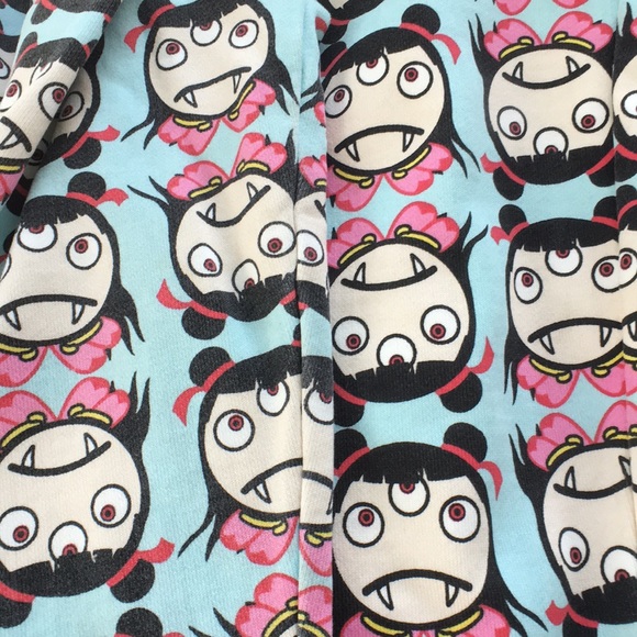 DEVIL NUT • under the red flag • kids hoodie - Picture 8 of 8